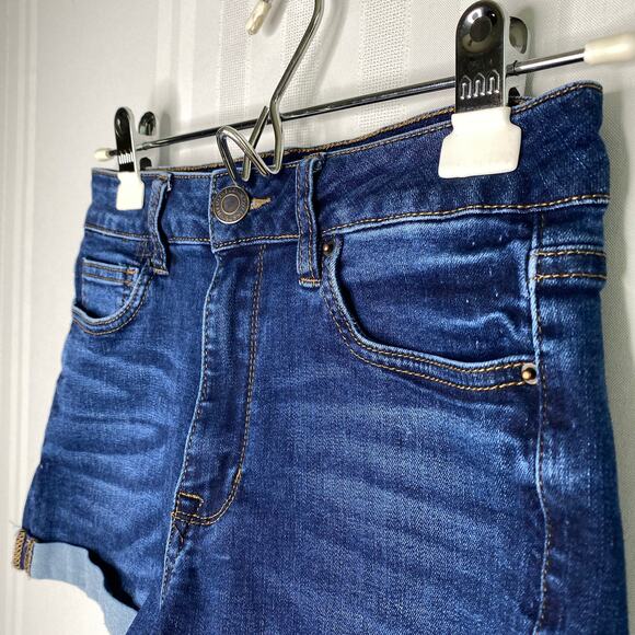 MIAMI High Rise Cuffed Hem Denim Jean Shorts Junior's Size 5 Blue Hi Waisted - Picture 2 of 9